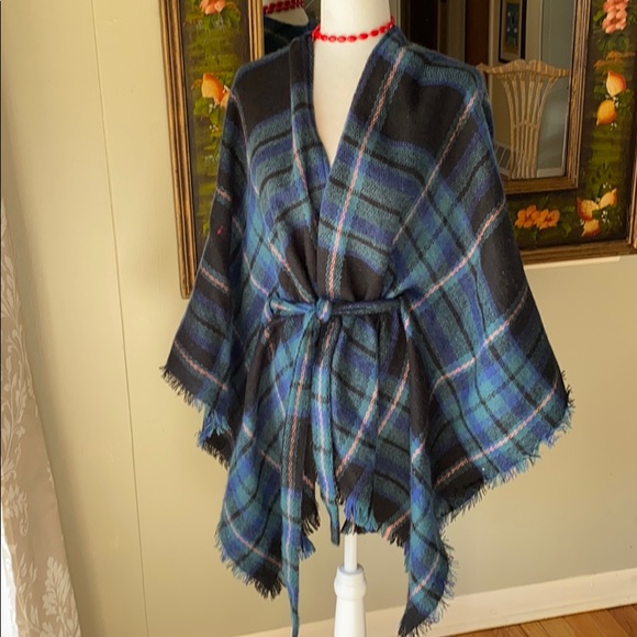 david & young Jackets & Blazers - Exceptionally Cute Poncho